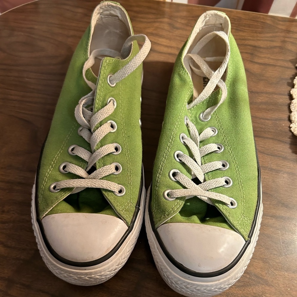 Too many Converse!  Fun green All Stars!!!